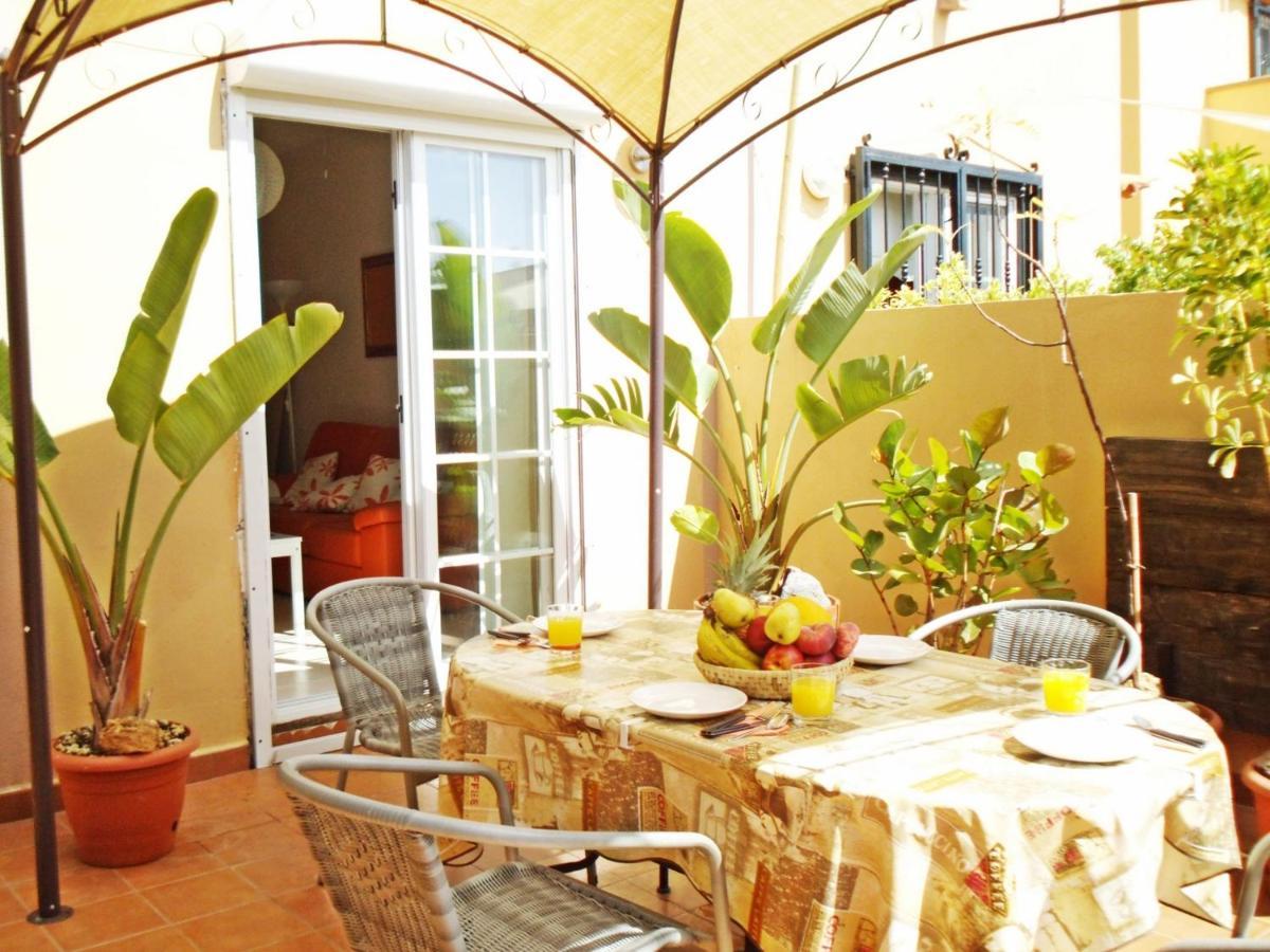 Remarkable 2-Bed House In Arona Arona  Exterior photo