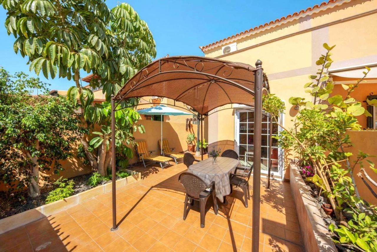 Remarkable 2-Bed House In Arona Arona  Exterior photo